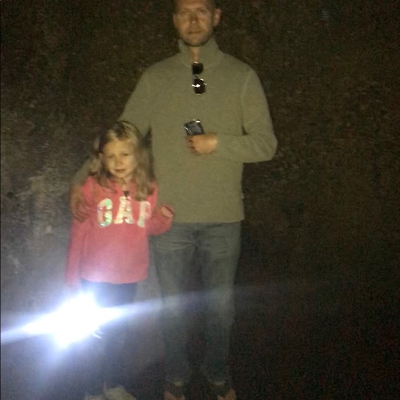 Meet your Posher, Ashley - Picture 2 of 2